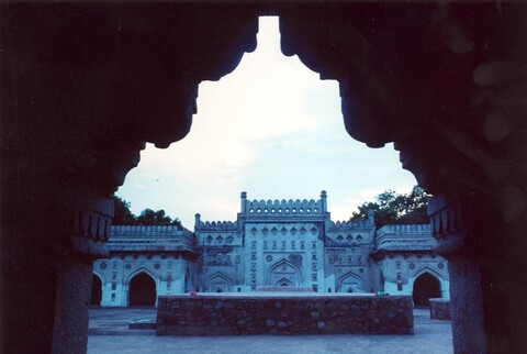 Madhi Masjid at sunset, Delhi Mehraab Exhibition, Gurgaon. April 2005