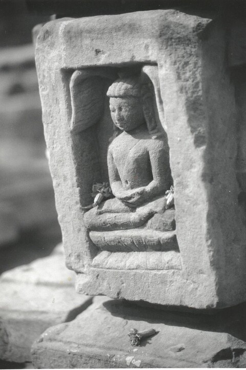 Sarnath sculpture Mehraab Exhibition, Gurgaon. April 2005