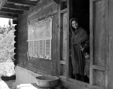 Kashira Bala mother and child Lolab Valley, Kashmir. May 2016